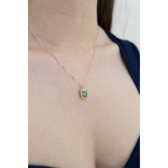 Zümrüt Yeşili Baget Rose 925 Gümüş Kolye 