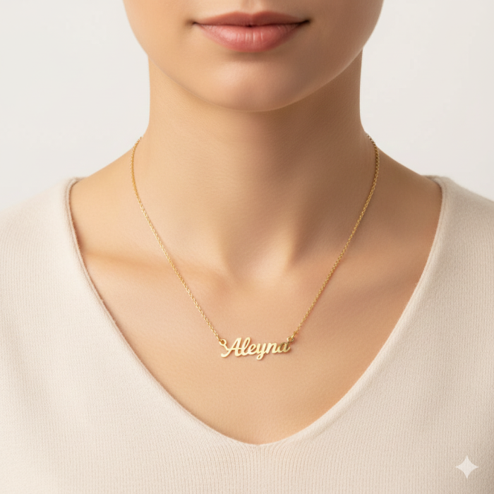 Kadın 925 ayar Gümüş İsim Kolye